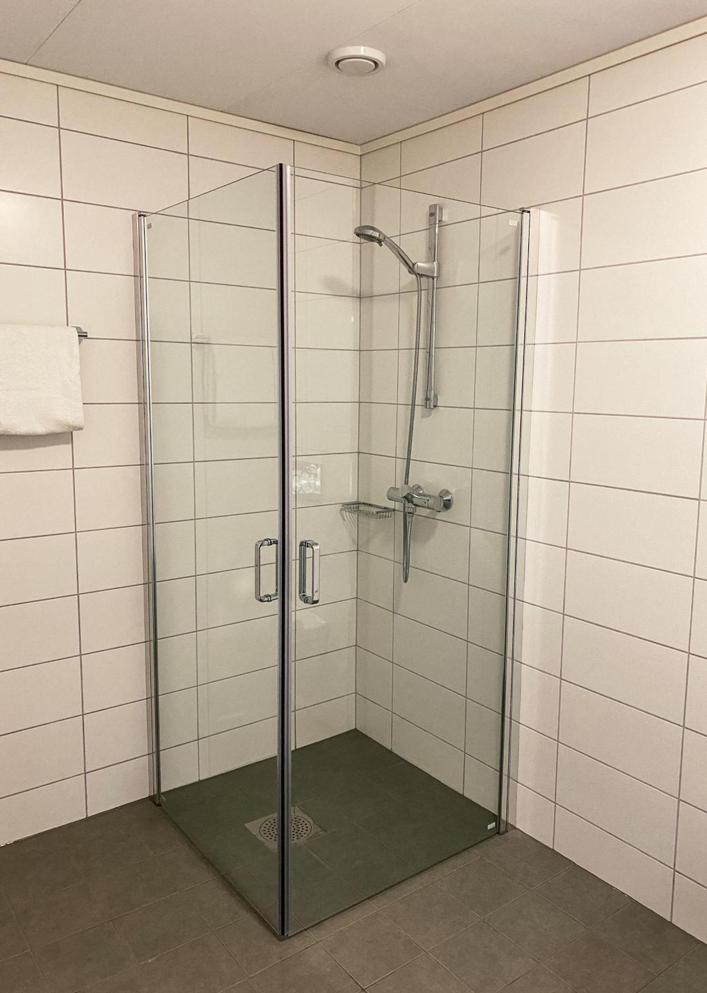 Loen Apartments Chambre photo