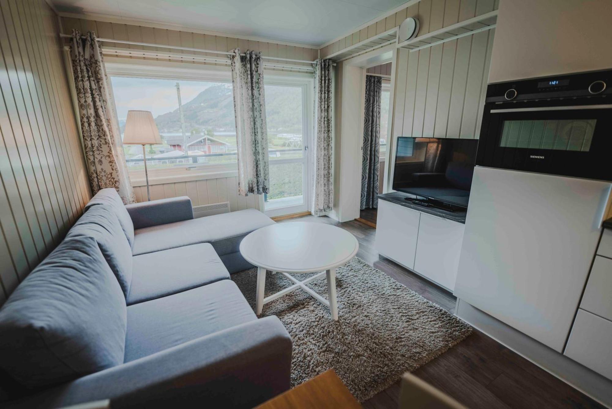 Loen Apartments Extérieur photo