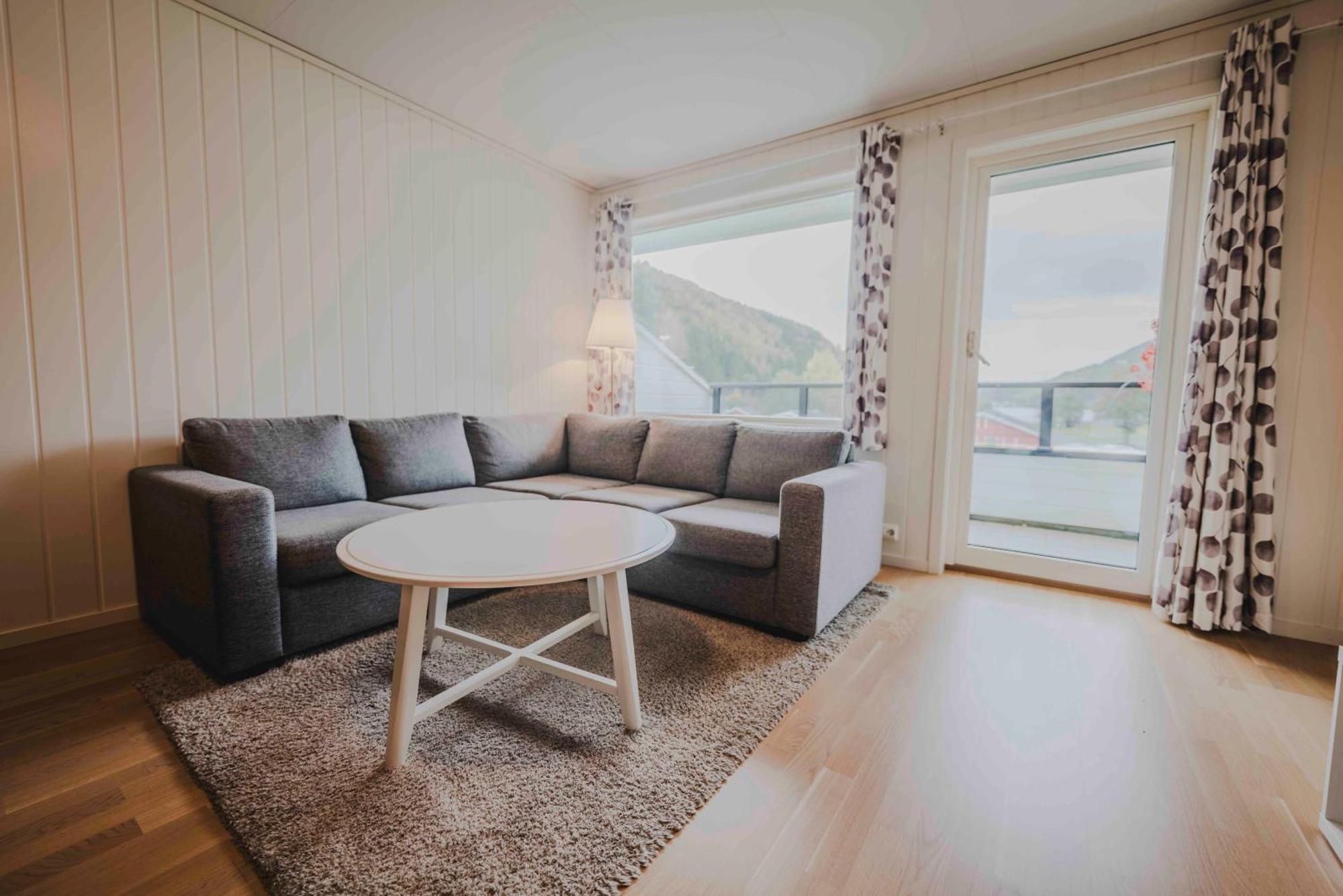 Loen Apartments Extérieur photo